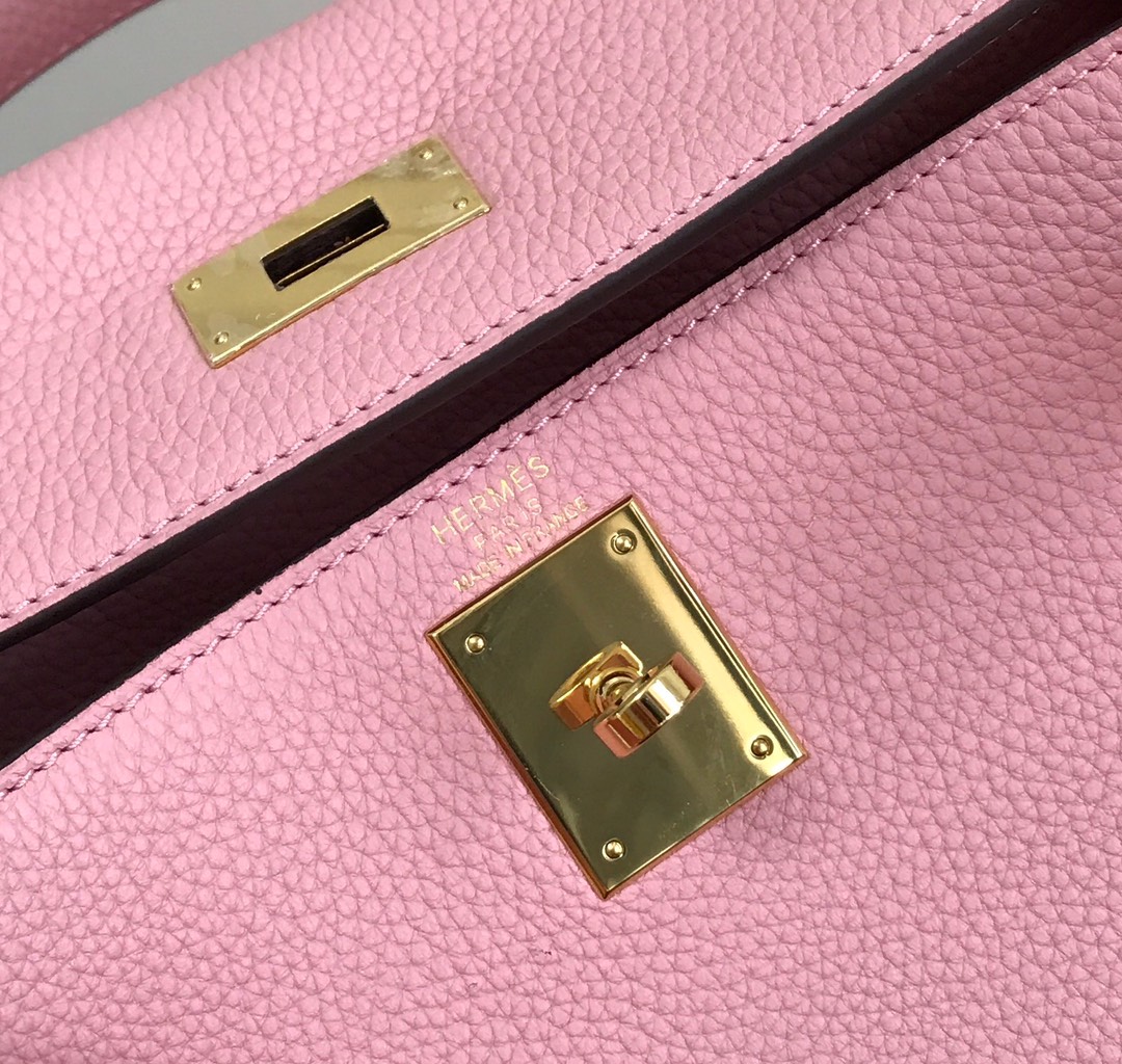 Hermes Kelly 32cm Handbag Shoulder Bag in Pink Togo Leather